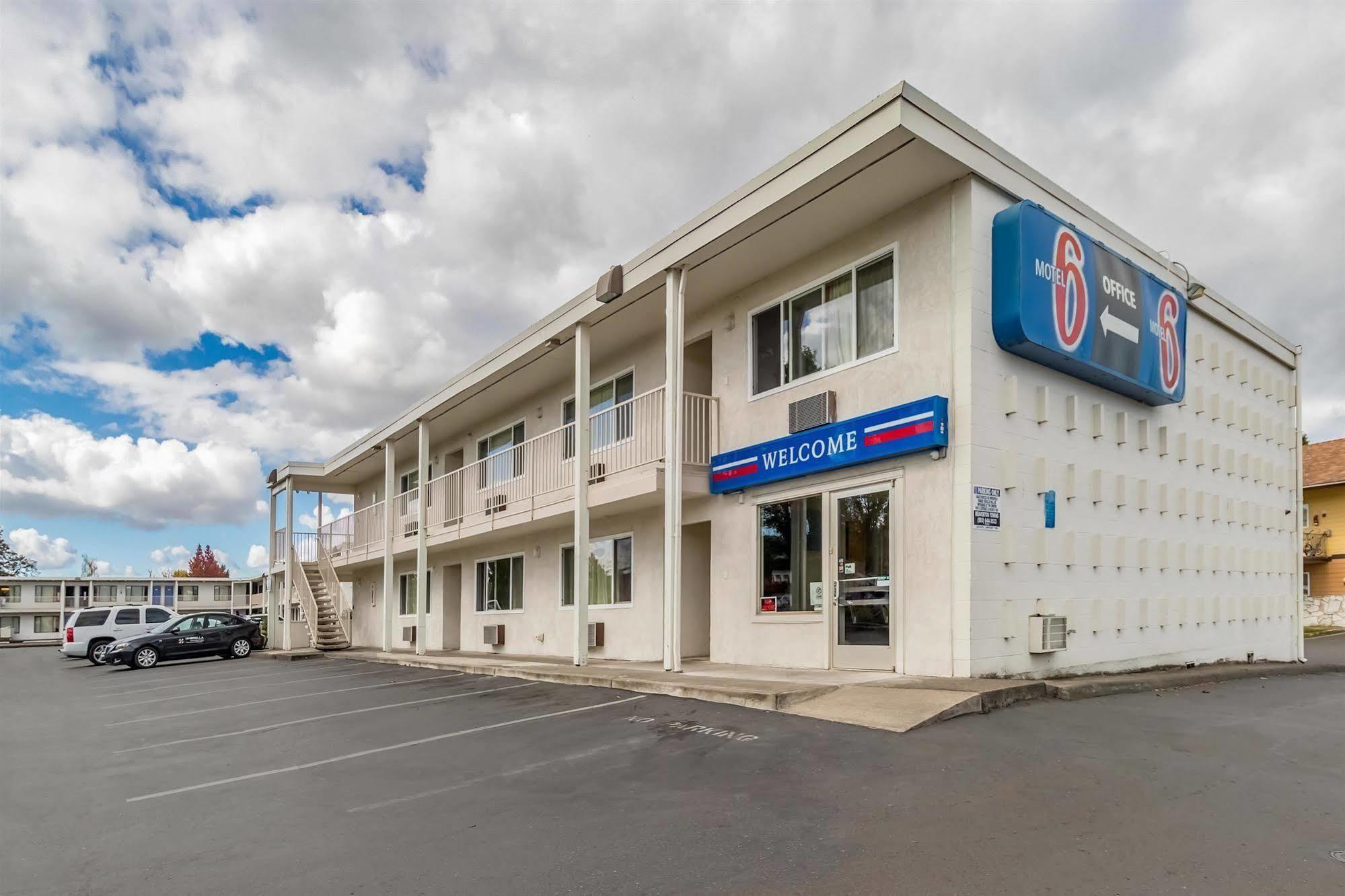 Motel 6-Beaverton, Or Екстериор снимка