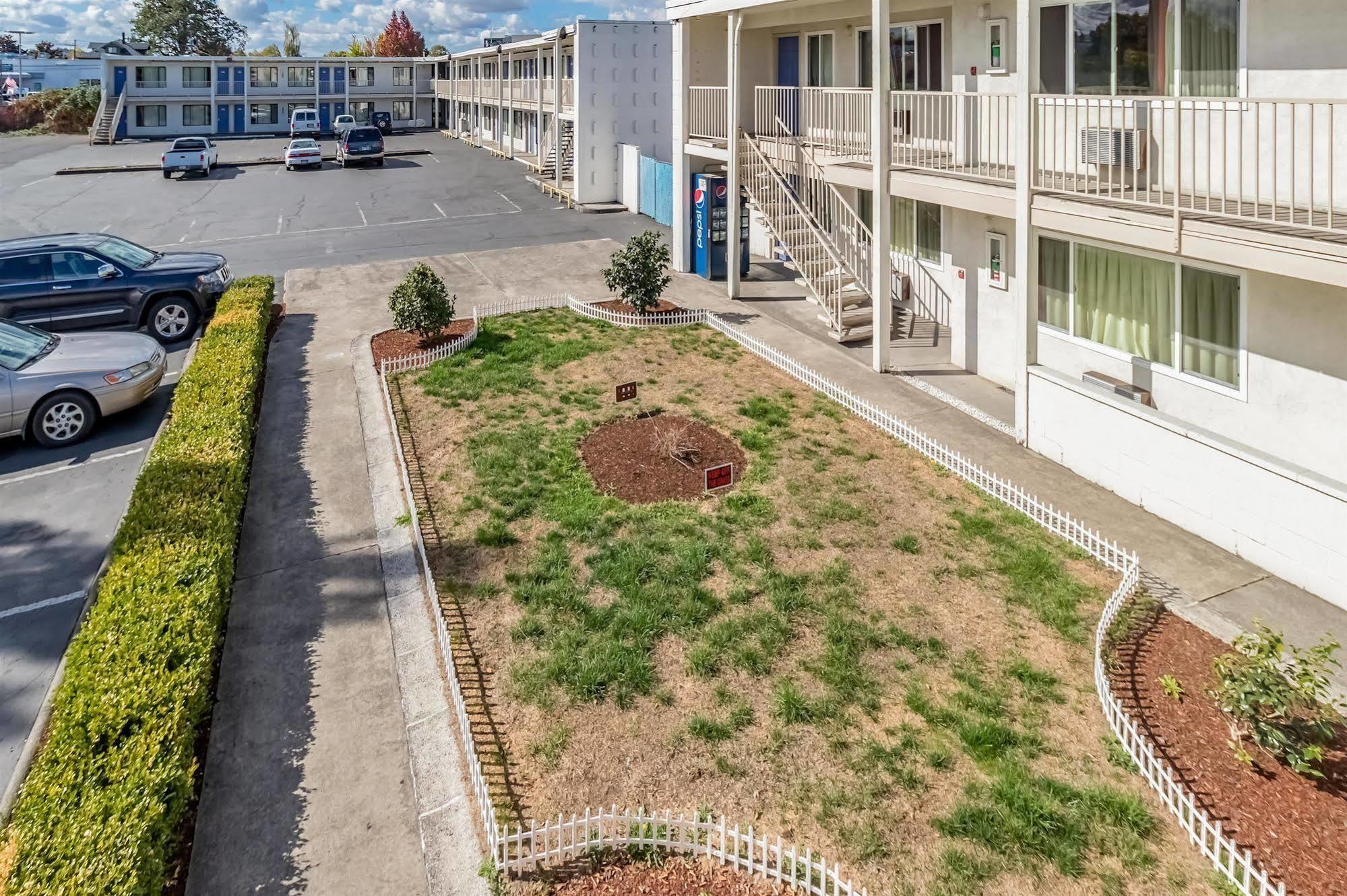 Motel 6-Beaverton, Or Екстериор снимка
