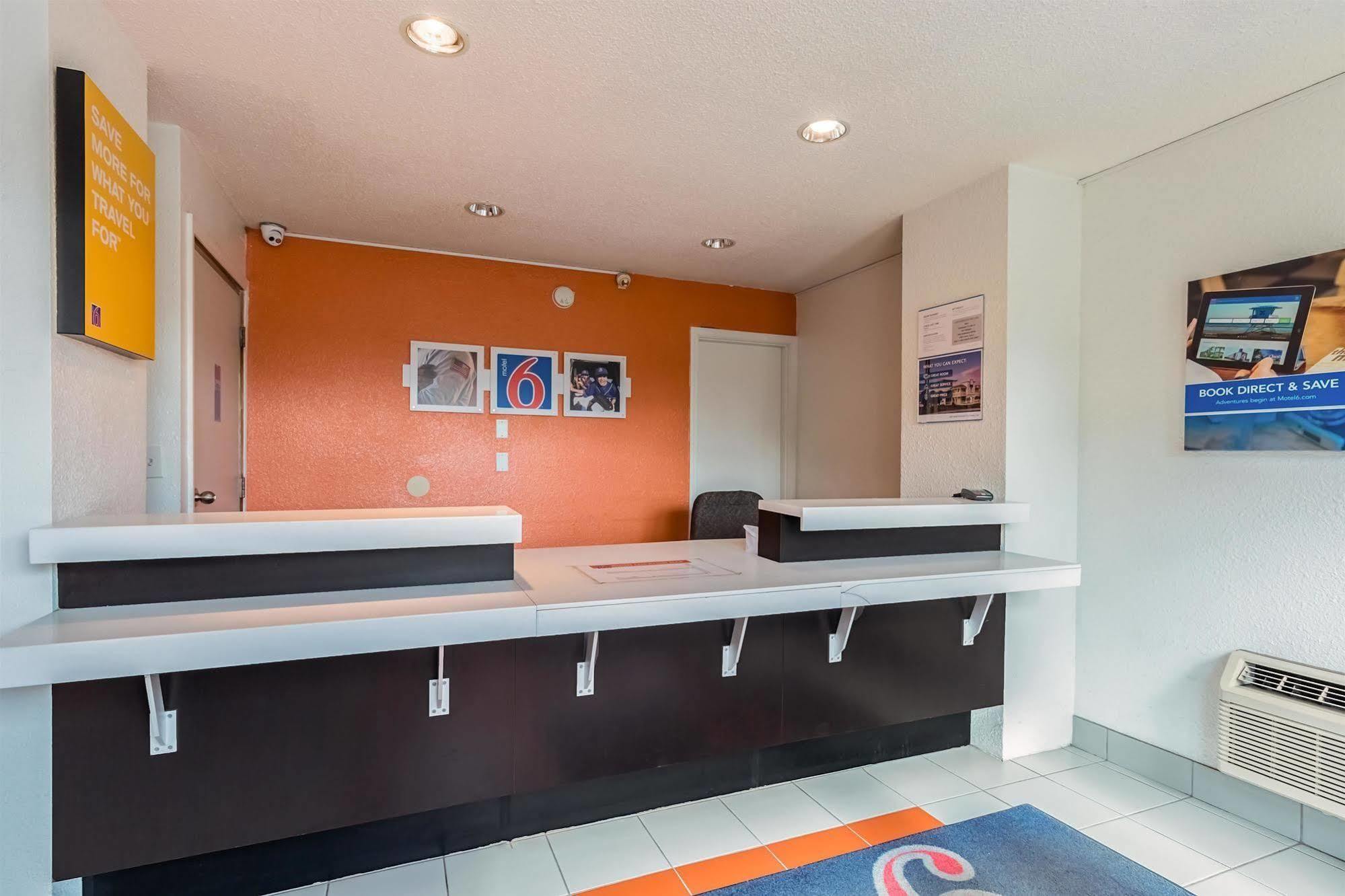 Motel 6-Beaverton, Or Екстериор снимка